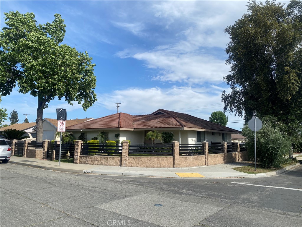 1776 San Bernardino Avenue