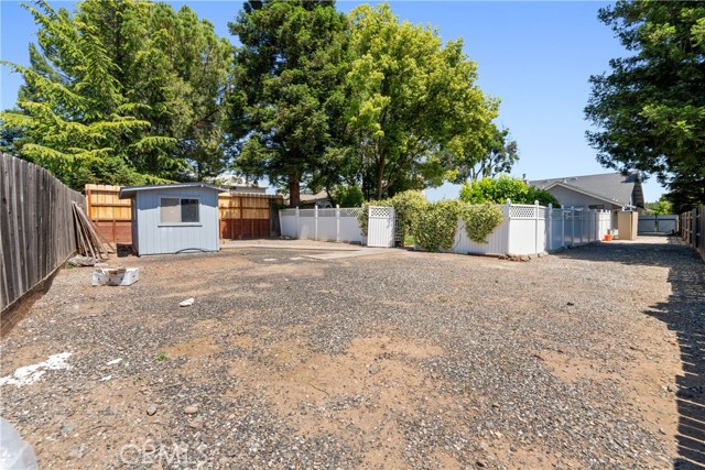 3014 California Park Drive, Chico CA: https://media.crmls.org/medias/d3c0a0ad-f4e3-4da2-9c9b-339877472ab8.jpg