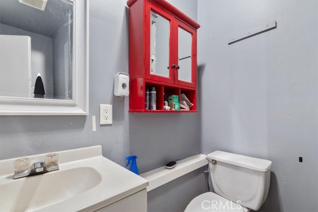 13273 Sunburst Street, Pacoima CA: https://media.crmls.org/medias/d3c0c015-bd9f-45c1-8632-5757f387a16e.jpg