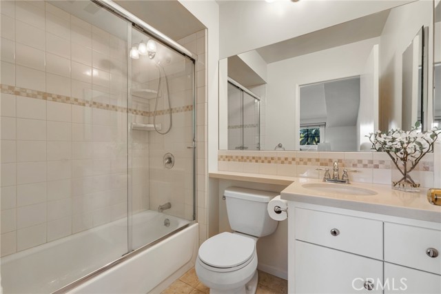 Detail Gallery Image 32 of 50 For 19439 Mayall St, Northridge,  CA 91324 - 4 Beds | 4 Baths