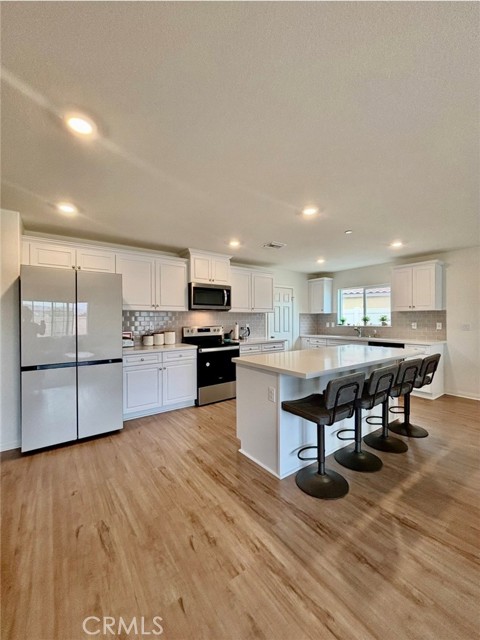22542 Cloud Meadow, Nuevo CA: https://media.crmls.org/medias/d3c104a1-9c84-456f-a59c-c1e2081991f4.jpg