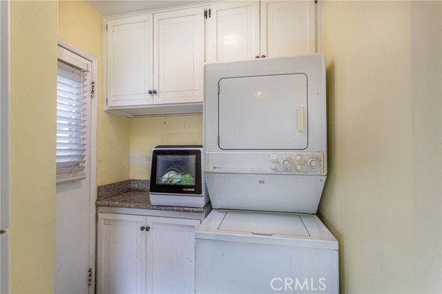 6851 Lubao Avenue, Winnetka CA: https://media.crmls.org/medias/d3c1bf1c-973b-4f9d-891f-f62f306de8cc.jpg