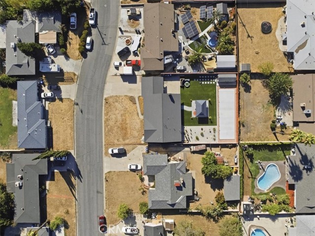 418 E Margarita Rd, Rialto, CA 92376 photo 8