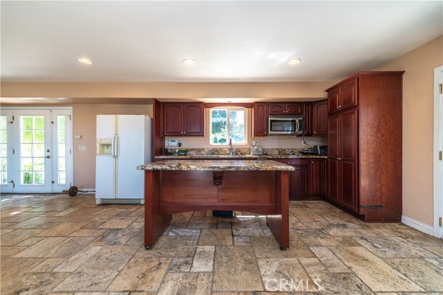 32375 Sage Road, Hemet CA: https://media.crmls.org/medias/d3c4487e-8297-4707-a4ab-dbd0f1aff886.jpg