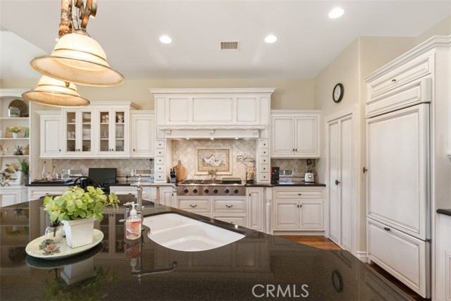 Detail Gallery Image 15 of 47 For 38441 Shoal Creek Dr, Murrieta,  CA 92562 - 4 Beds | 4/1 Baths
