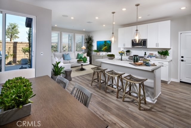 4077 Pomelo Drive, Corona, CA, 92883 4077 Pomelo Drive, Corona, CA, 92883