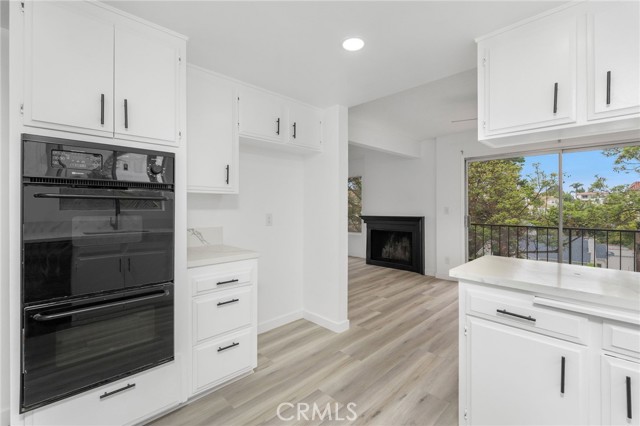 935 W 10th St, San Pedro CA: https://media.crmls.org/medias/d3c566ef-0aa6-4c6e-b868-db9d1c43b342.jpg