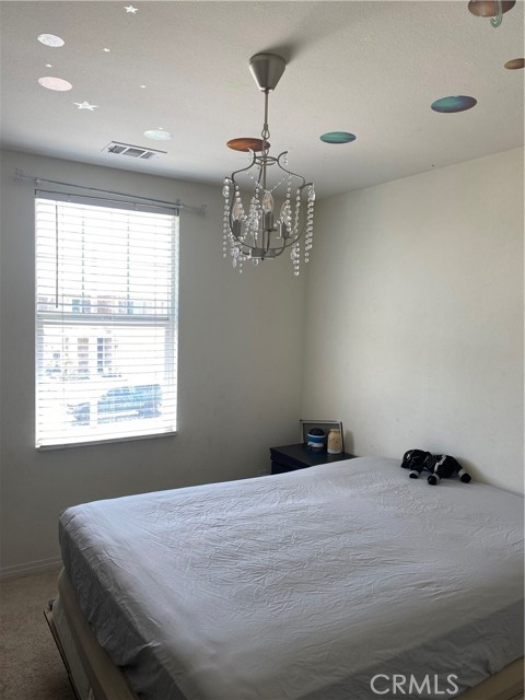 17620 Comfrey Drive, San Bernardino CA: https://media.crmls.org/medias/d3c57117-1d3e-4188-9b40-5138b7b8b539.jpg