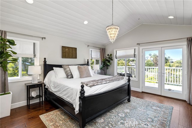 523 Juanita Avenue, Redondo Beach, California 90277, 5 Bedrooms Bedrooms, ,2 BathroomsBathrooms,Residential,Sold,Juanita,SB22083866