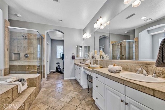Detail Gallery Image 36 of 75 For 2710 E Vista Ridge, Orange,  CA 92867 - 5 Beds | 4/1 Baths