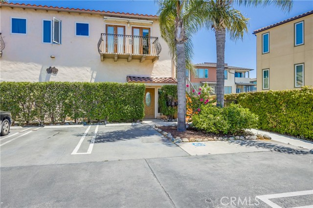 MLS# OC23132263