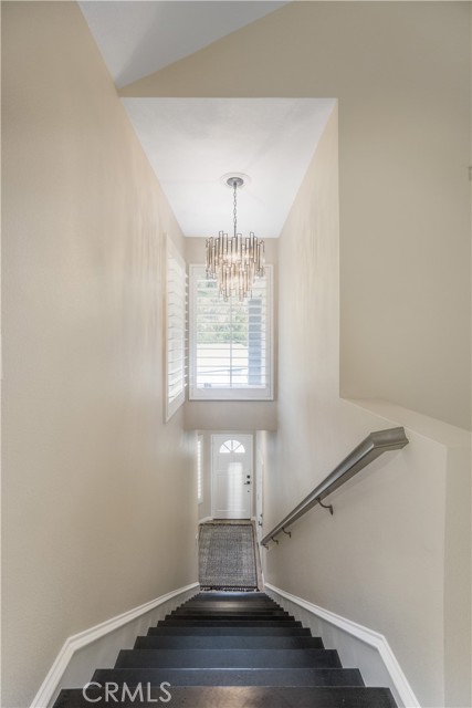 9 Brittany, Newport Beach CA: https://media.crmls.org/medias/d3c77392-390a-4383-9bc6-303b2cf05351.jpg