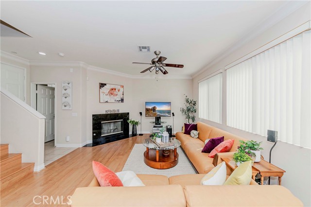 Image 4 of 47 For 6230 Villa Linda Court