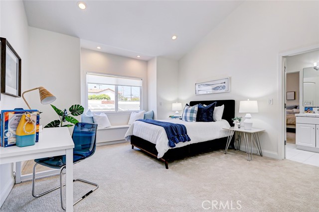 Detail Gallery Image 41 of 70 For 819 11th St, Manhattan Beach,  CA 90266 - 6 Beds | 5/2 Baths