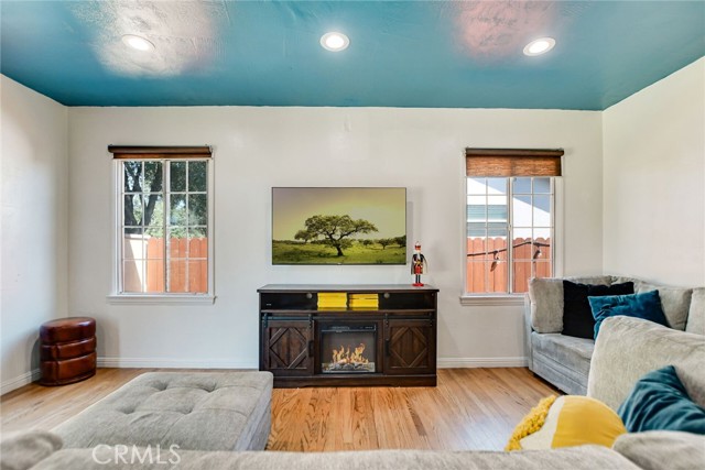 Detail Gallery Image 7 of 35 For 3525 N Mountain View Ave, San Bernardino,  CA 92405 - 3 Beds | 2 Baths