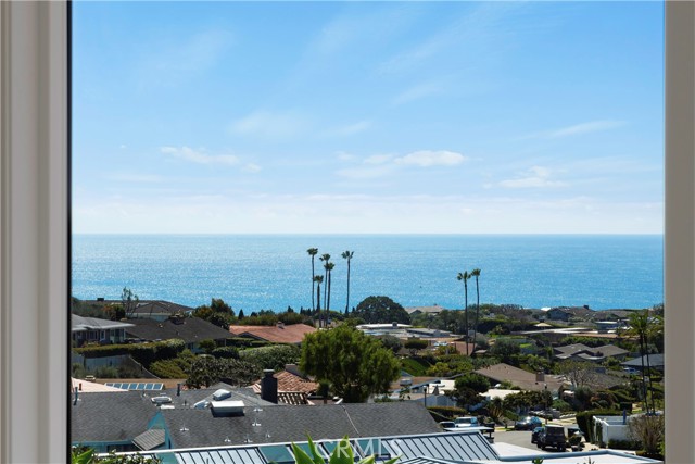 32461 Mediterranean Drive, Dana Point CA: https://media.crmls.org/medias/d3c9a9c9-cfac-4628-9370-6740d70f2f60.jpg