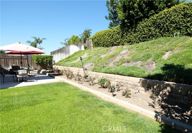 Detail Gallery Image 9 of 13 For 10830 Se Yolo St, Rancho Cucamonga,  CA 91701 - 3 Beds | 2/1 Baths