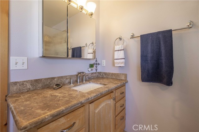 Detail Gallery Image 33 of 63 For 366 Mason Ln, Big Bear City,  CA 92314 - 5 Beds | 4/1 Baths