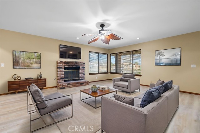 Front Image Thumbnail for CRIN26015478