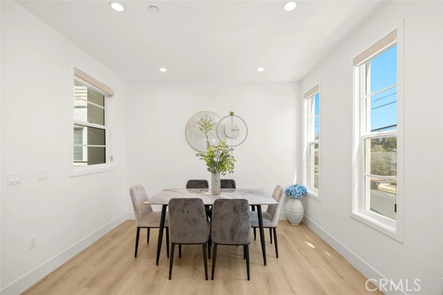 Detail Gallery Image 14 of 33 For 137 Saint Francis St a,  San Gabriel,  CA 91776 - 2 Beds | 2/1 Baths