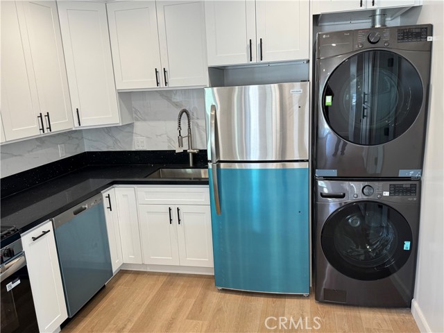 Detail Gallery Image 4 of 14 For 6882 San Paco #B,  Buena Park,  CA 90620 - 1 Beds | 1 Baths