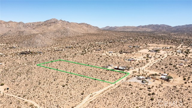 8261 Paradise View, Yucca Valley, CA, 92284 8261 Paradise View, Yucca Valley, CA, 92284