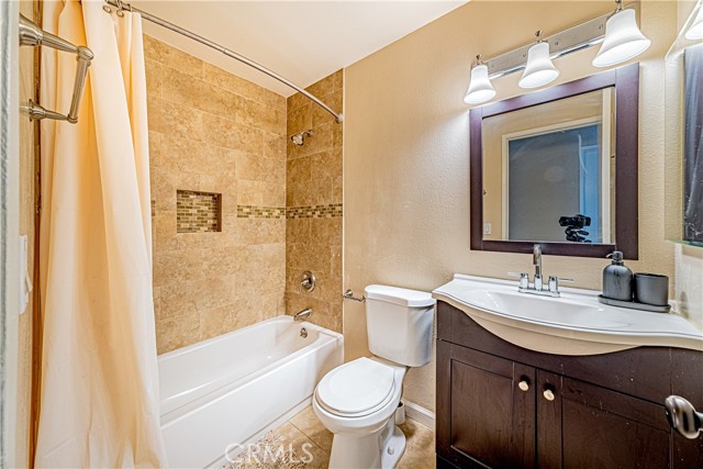 Detail Gallery Image 15 of 23 For 8340 Sedan Ave, West Hills,  CA 91304 - 3 Beds | 2 Baths