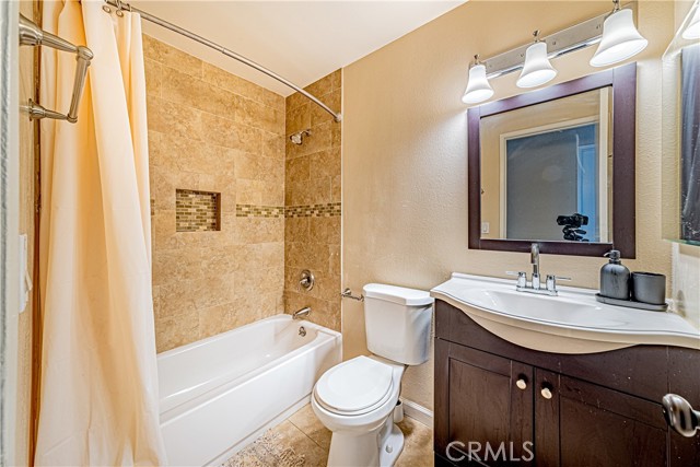 Detail Gallery Image 15 of 23 For 8340 Sedan Ave, West Hills,  CA 91304 - 3 Beds | 2 Baths