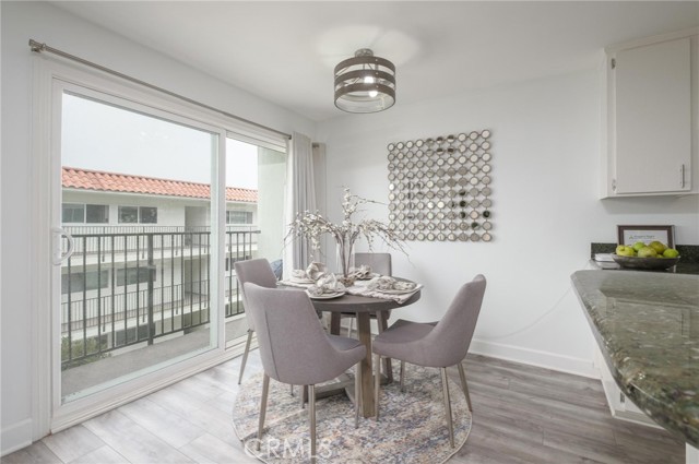 Detail Gallery Image 15 of 34 For 1720 Ardmore Avenue #224,  Hermosa Beach,  CA 90254 - 2 Beds | 2 Baths