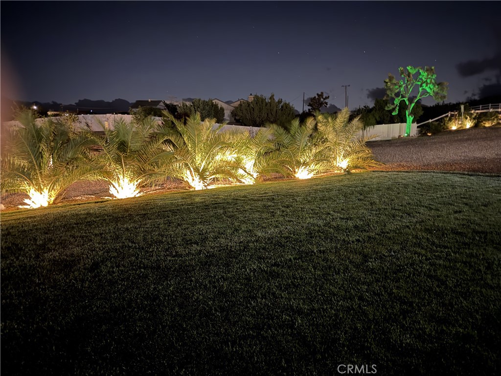 https://media.crmls.org/medias/d3cd5857-0717-47f4-9ea3-cd9bfa856539.jpg?preset=X-Large