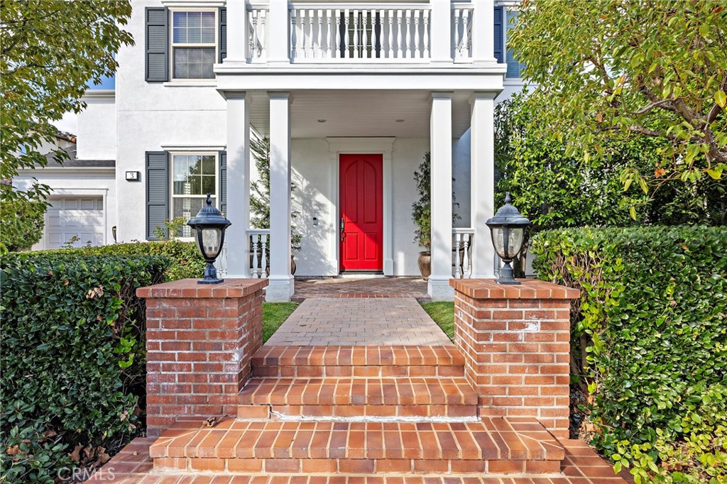 MLS #OC25270538 image #2