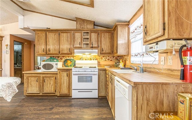 2 Bed Home for Sale in Victorville, California
