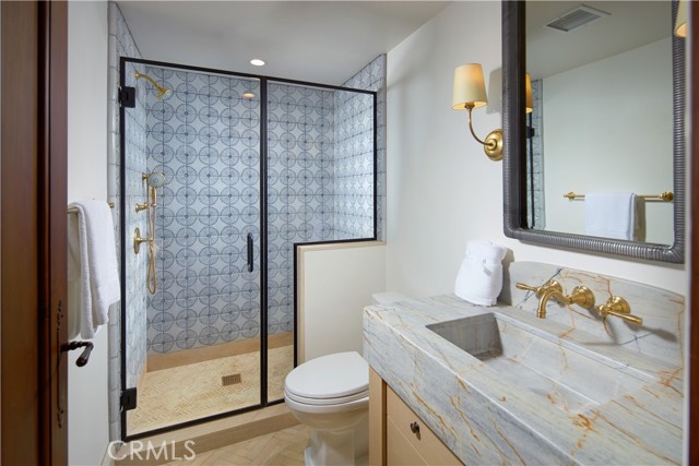 Detail Gallery Image 20 of 42 For 1302 Skyline Dr, Laguna Beach,  CA 92651 - 4 Beds | 4/1 Baths