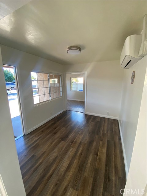 Detail Gallery Image 11 of 14 For 1206 W Mcfadden Ave, Santa Ana,  CA 92707 - 4 Beds | 2 Baths