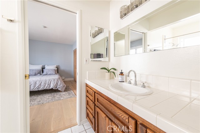 Jack & Jill Bathroom that connects the 2nd and 3rd bedrooms.