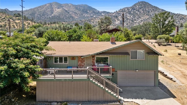 119 Pine Drive, Kernville CA: https://media.crmls.org/medias/d3d094b3-e84a-42d9-8da6-a334b55318f4.jpg