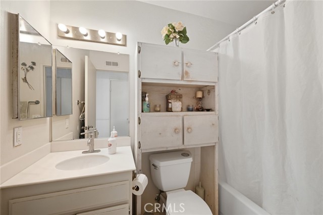 Detail Gallery Image 28 of 33 For 7857 Embry Point, San Diego,  CA 92126 - 5 Beds | 3 Baths