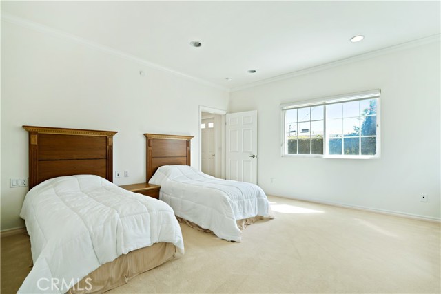 Detail Gallery Image 23 of 44 For 7264 W 88th Pl, Los Angeles,  CA 90045 - 4 Beds | 4/1 Baths