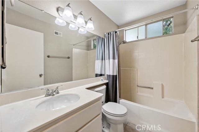 Detail Gallery Image 18 of 41 For 2252 Ascot, Corona,  CA 92879 - 3 Beds | 2/1 Baths