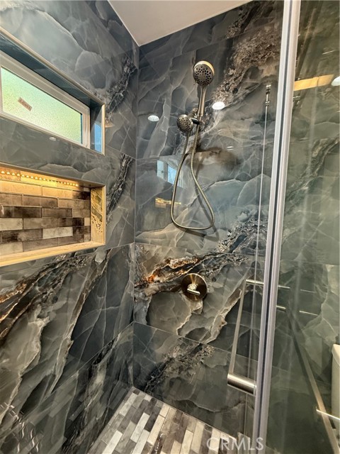 Detail Gallery Image 46 of 51 For 2520 Ohio Ave, South Gate,  CA 90280 - 6 Beds | 4 Baths