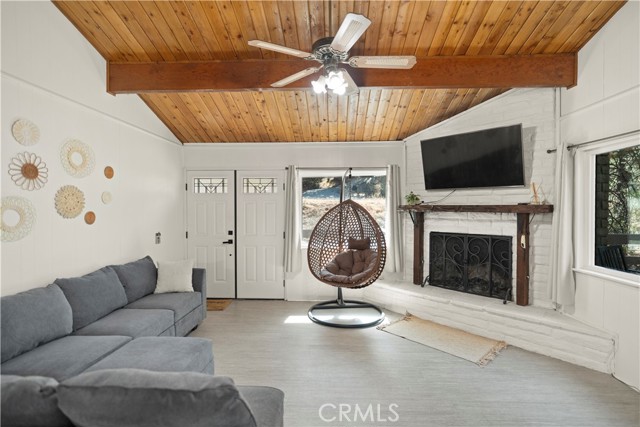 1628 Freeman Dr, Pine Mountain Club CA: https://media.crmls.org/medias/d3d12c5f-0ebb-481b-a4bc-5328c1a54fc6.jpg