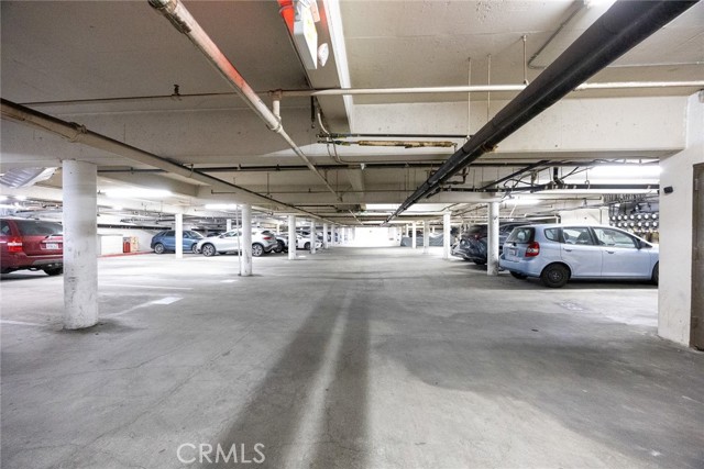 400 South La Fayette Park, 213 photo 34