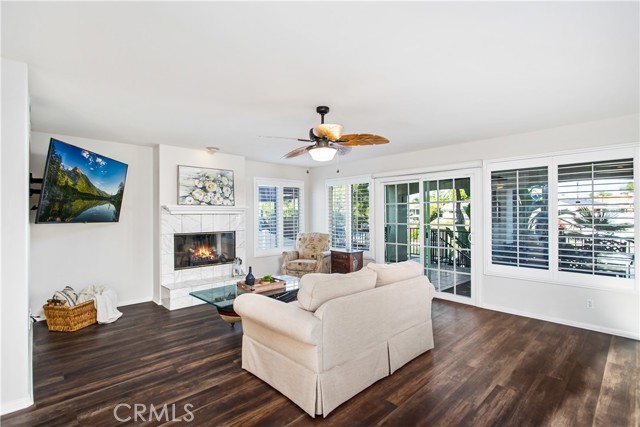 Detail Gallery Image 16 of 56 For 30248 White Wake, Canyon Lake,  CA 92587 - 3 Beds | 2/1 Baths