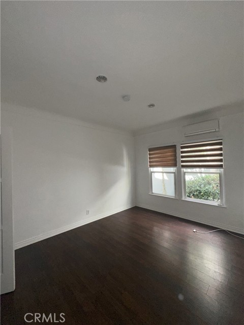 Detail Gallery Image 13 of 14 For 137 S Roxbury Dr, Beverly Hills,  CA 90212 - 1 Beds | 1 Baths