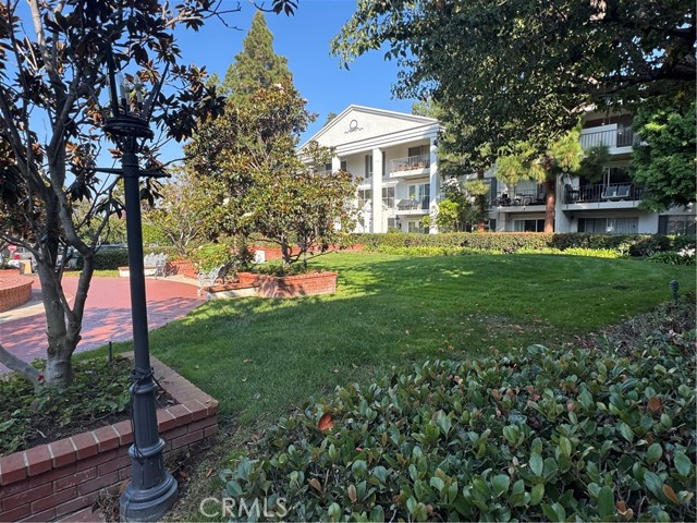 Detail Gallery Image 22 of 57 For 101 Scholz Plz #123,  Newport Beach,  CA 92663 - 1 Beds | 1 Baths