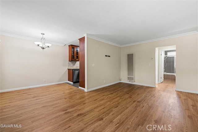 Detail Gallery Image 7 of 33 For 3220 Altura Ave #220,  Glendale,  CA 91214 - 1 Beds | 1 Baths