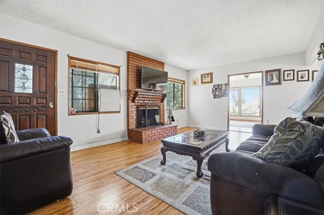 Detail Gallery Image 11 of 55 For 4400 Harrison Canyon, San Bernardino,  CA 92404 - 3 Beds | 1 Baths