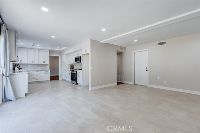 Detail Gallery Image 18 of 60 For 1761 N Coolcrest Ave, Upland,  CA 91784 - 4 Beds | 2/1 Baths