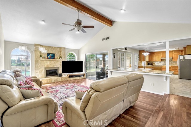 Detail Gallery Image 11 of 57 For 2436 Trevor Ct, Madera,  CA 93637 - 5 Beds | 3 Baths