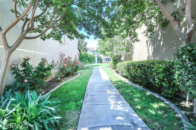 Detail Gallery Image 31 of 39 For 3738 Springmount St, Riverside,  CA 92501 - 3 Beds | 2/1 Baths
